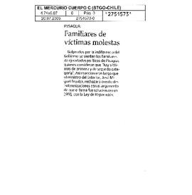 Familiares de víctimas molestas